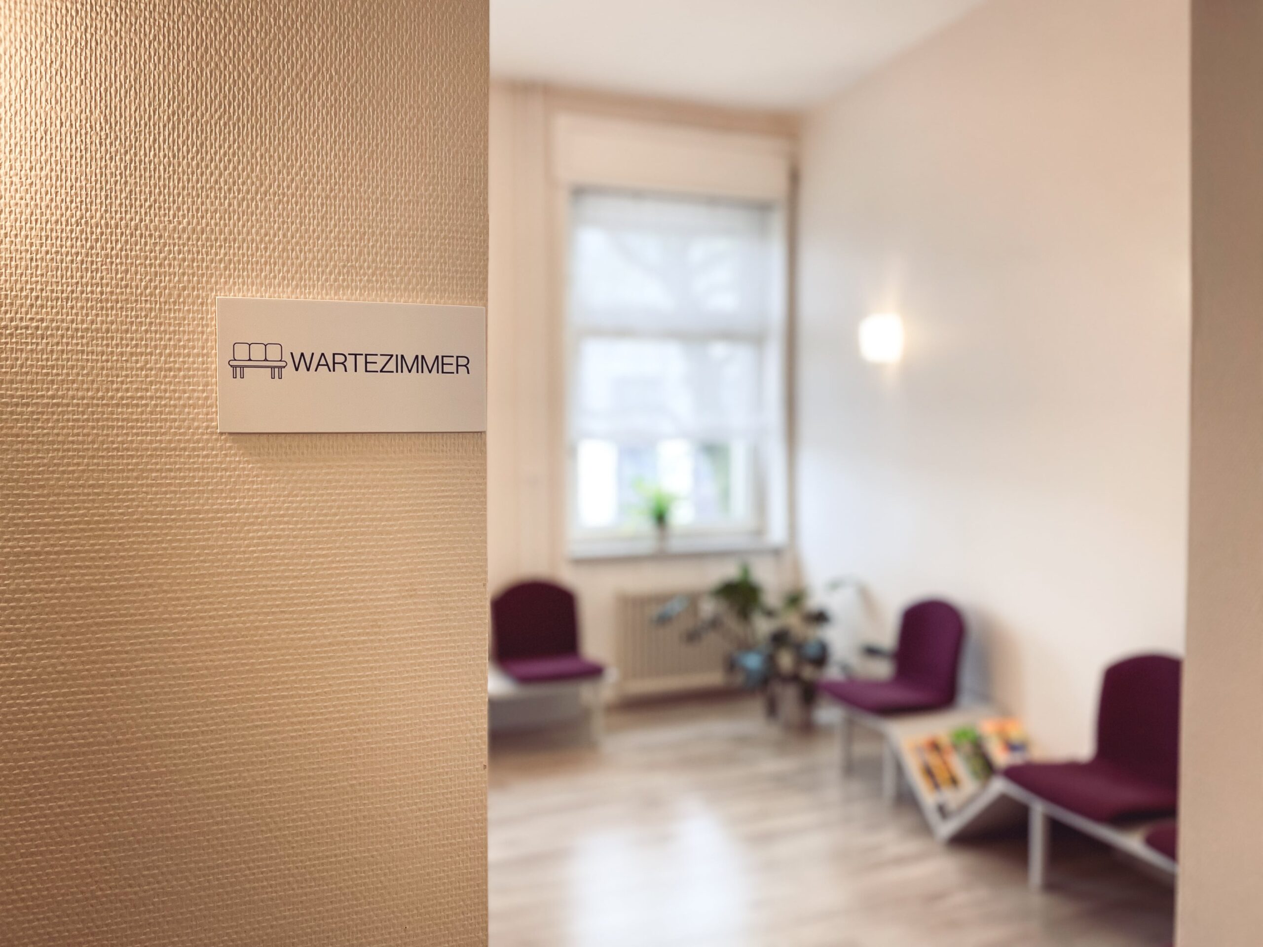 waiting room dentist florea